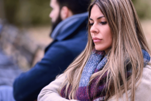 bipolar disorder negatively impacts a romantic relationship